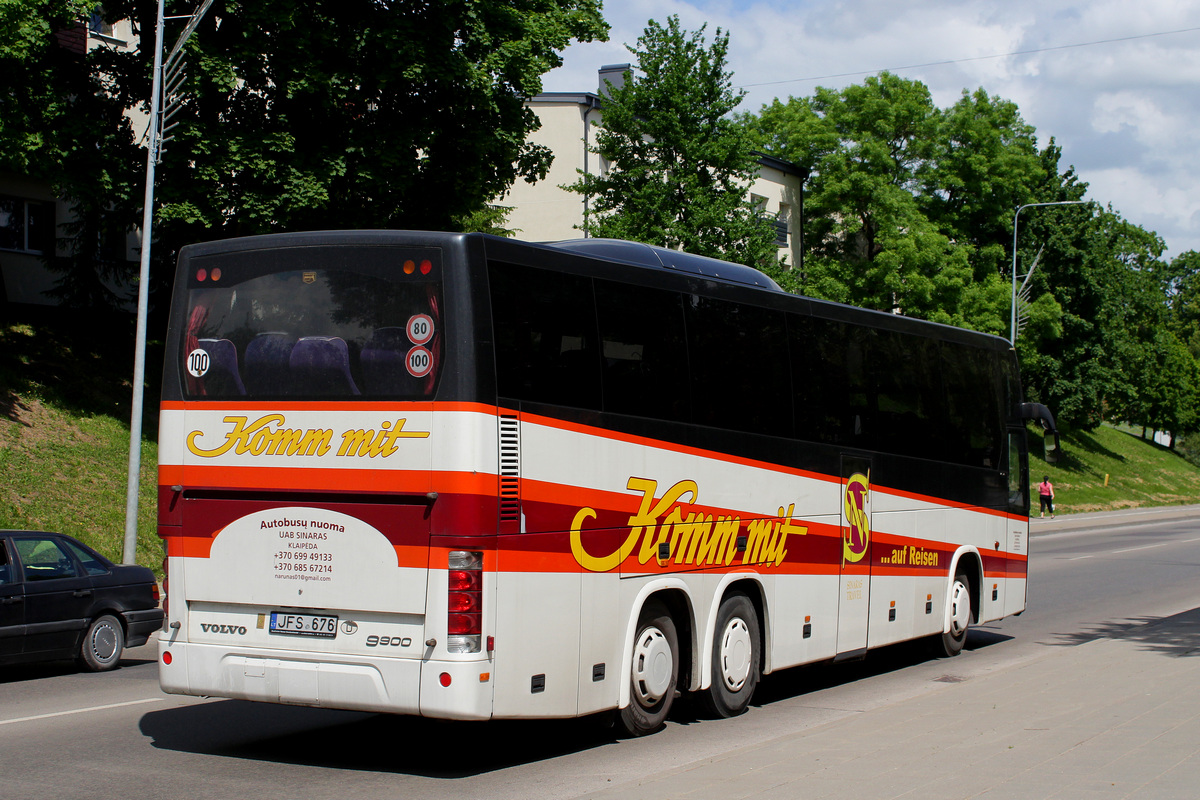 Литва, Volvo 9900 № JFS 676