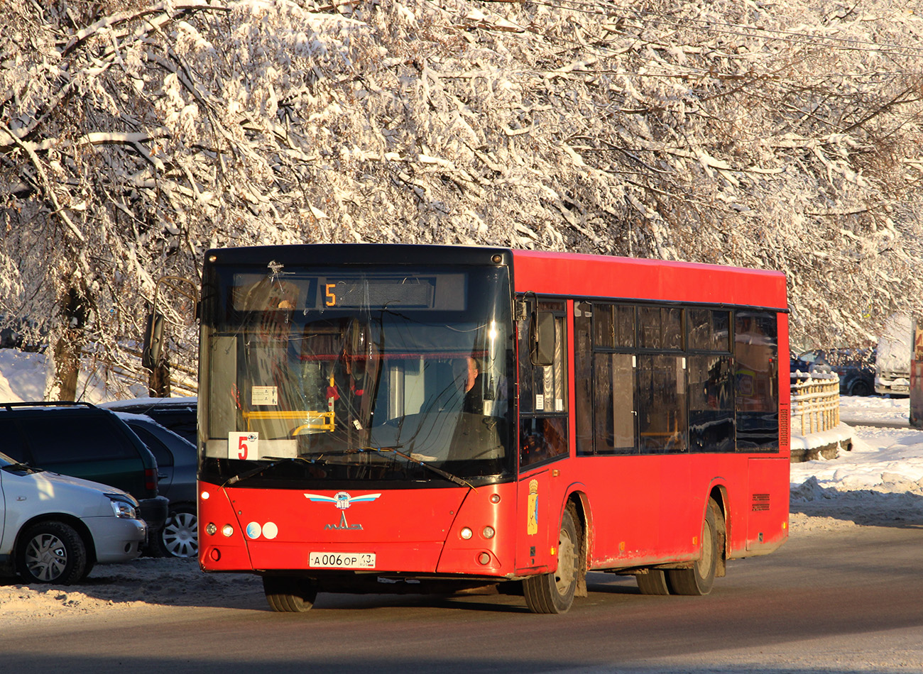 Кировская область, МАЗ-206.068 № А 006 ОР 43