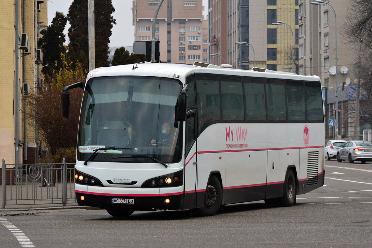 Волынская область, Andecar Viana S № AC 6671 BO