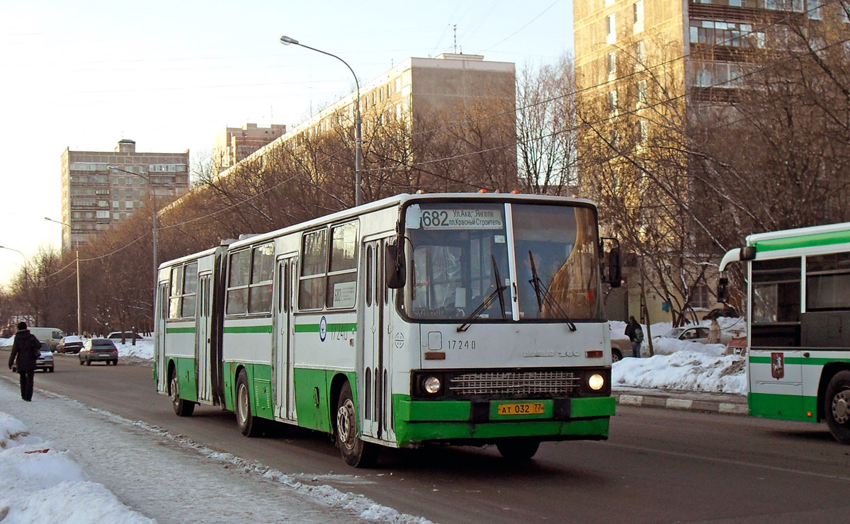 Москва, Ikarus 280.33M № 17240