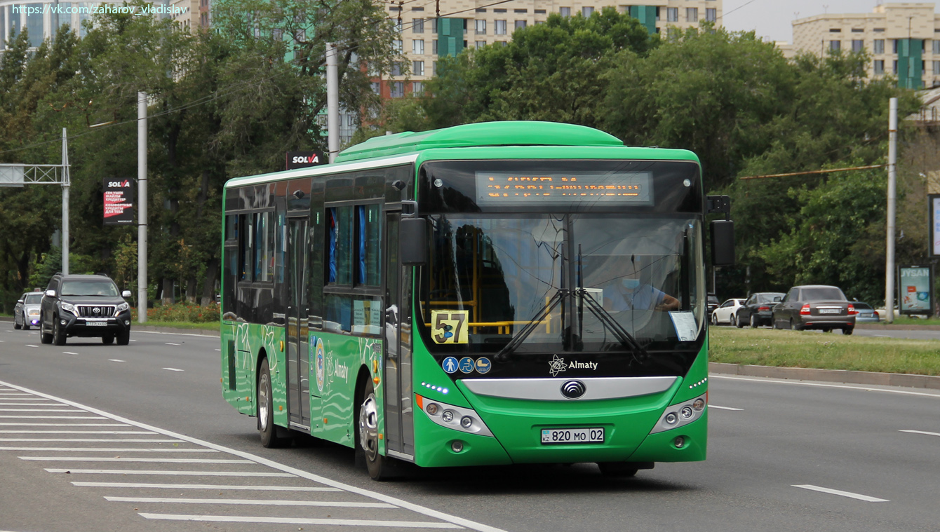 Алматы, Yutong ZK6118HGA № 820 MO 02