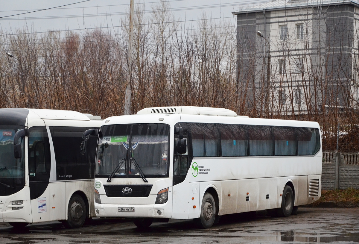 Челябинская область, Hyundai Universe Space Luxury № М 369 ХВ 174