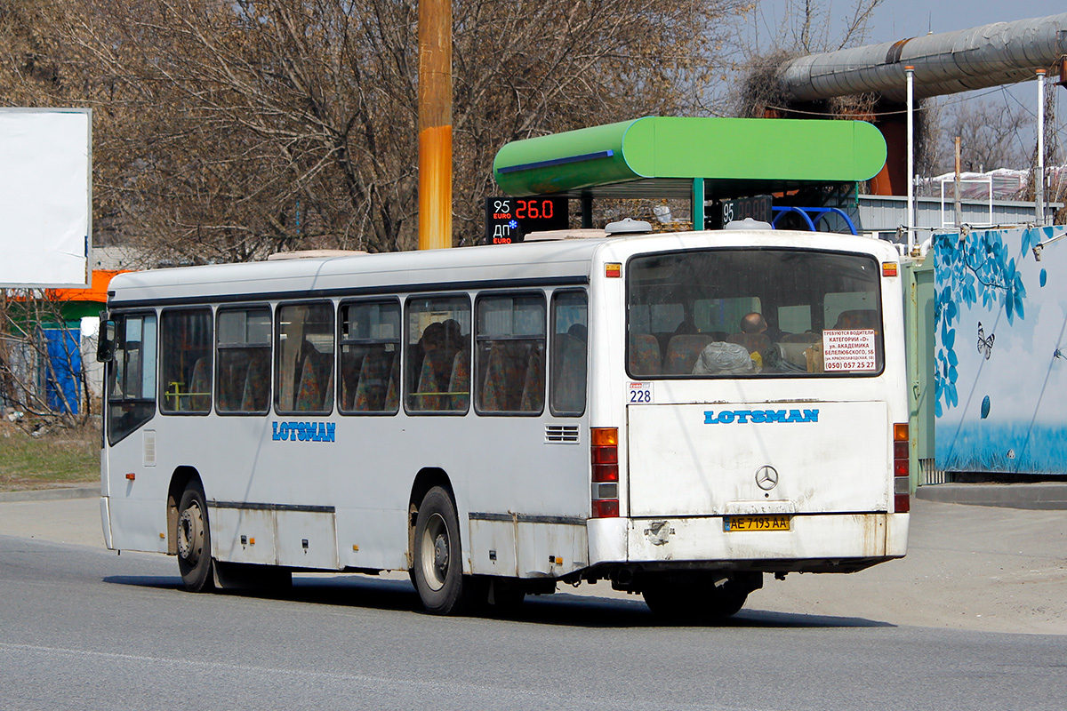 Днепропетровская область, Mercedes-Benz O345 № 228