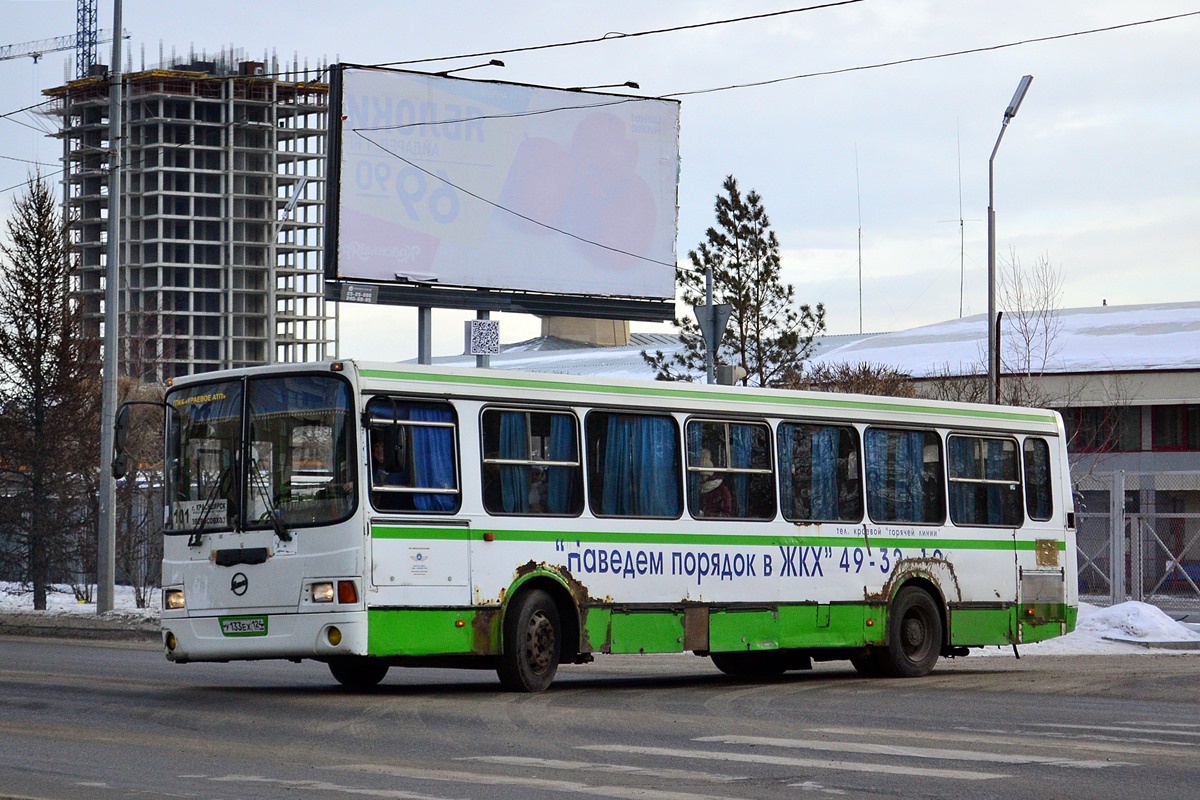 Region Krasnojarsk, LiAZ-5256.45-01 Nr. У 133 ЕХ 124