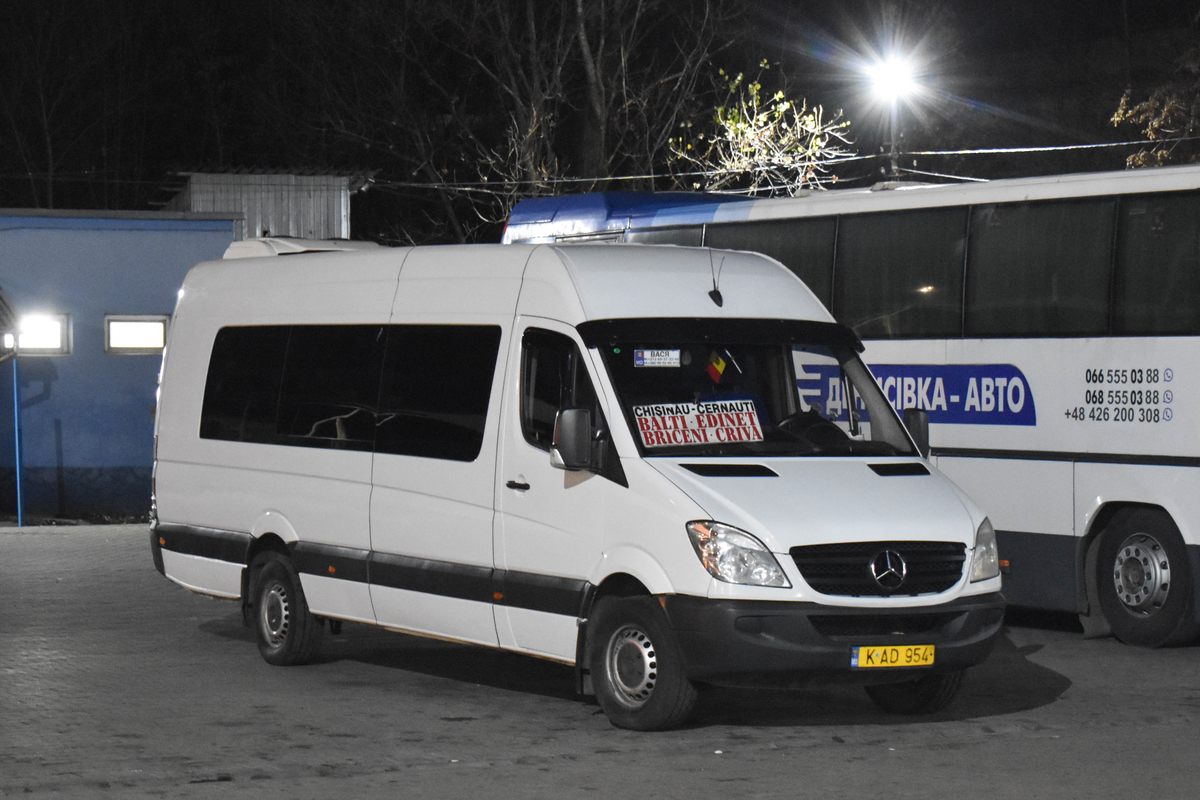 Молдавия, Mercedes-Benz Sprinter W906 318CDI № K AD 954