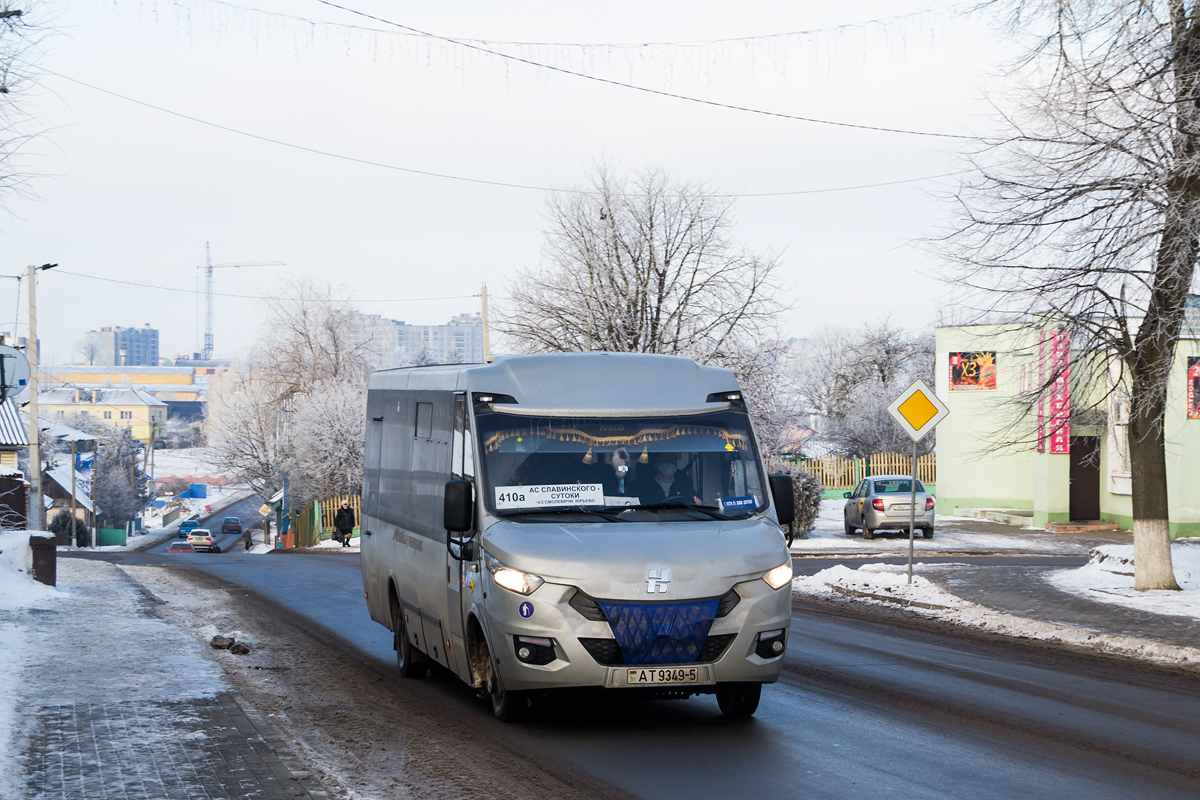 Минская область, Неман-420224-511 № 12137 Минская область, Неман-420224-511 № 12137