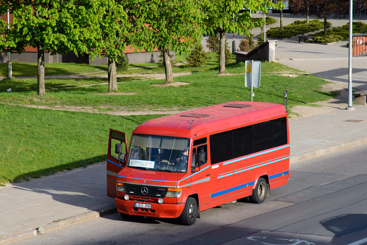 Litauen, Mercedes-Benz Vario 814D Nr. JGG 890