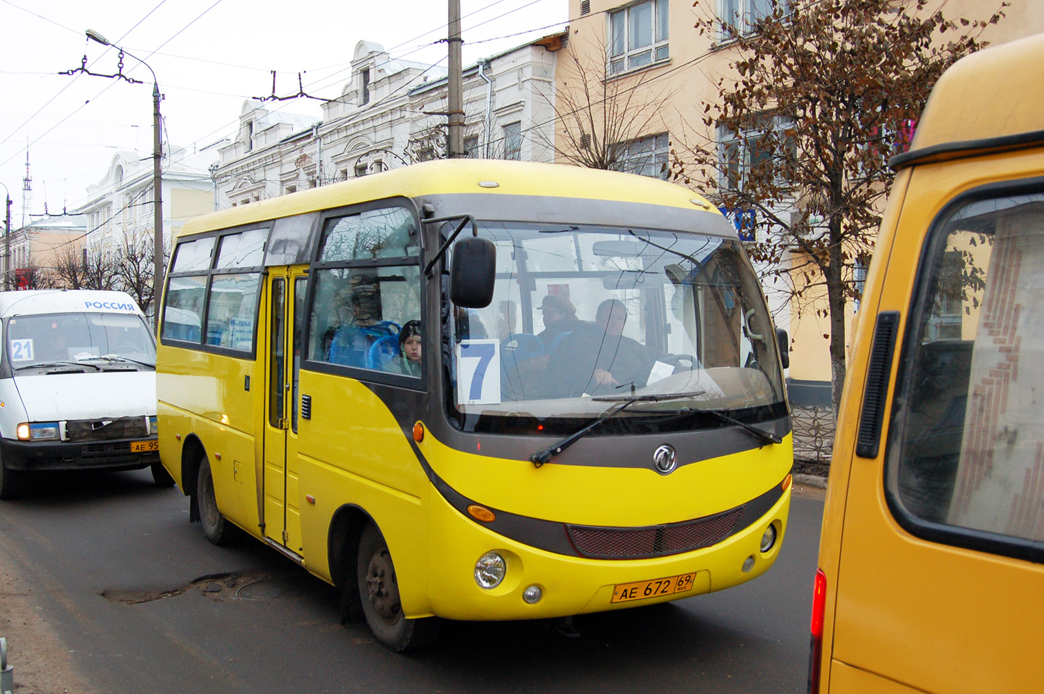 Тверская область, Dongfeng DFA6600 № АЕ 672 69; Тверская область — Маршрутные такси Твери (2000 — 2009 гг.)