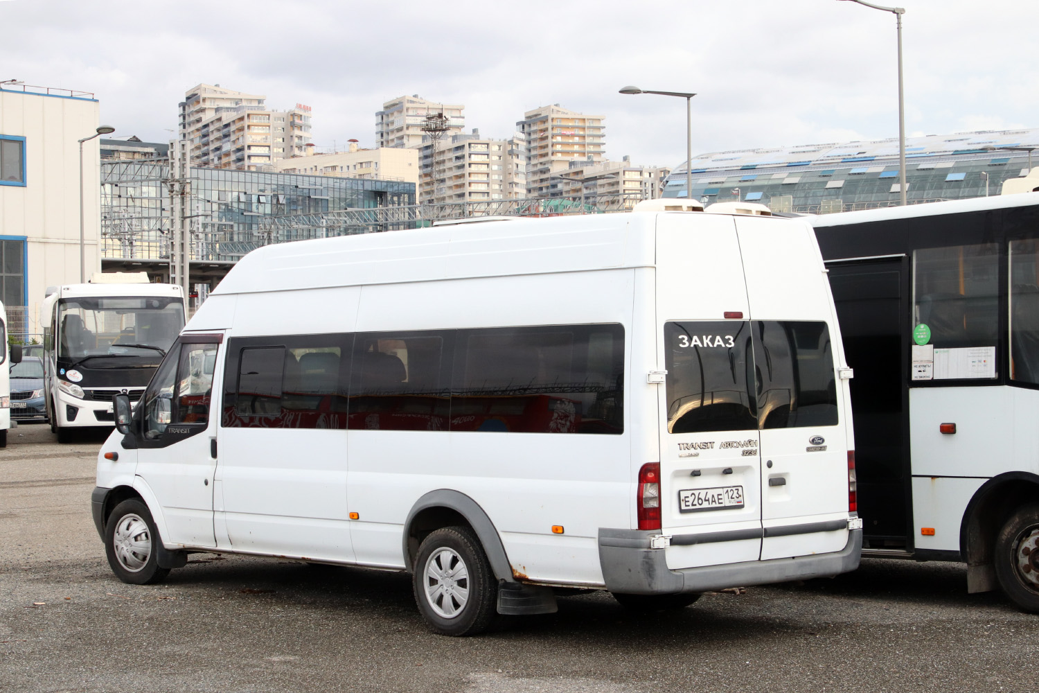 Краснодарский край, Самотлор-НН-3236 (Ford Transit) № Е 264 АЕ 123