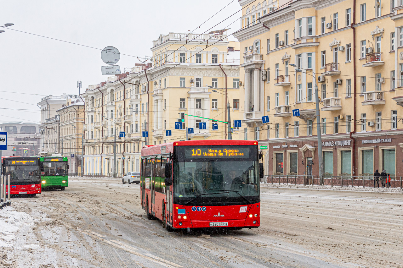 Татарстан, МАЗ-203.069 № 951