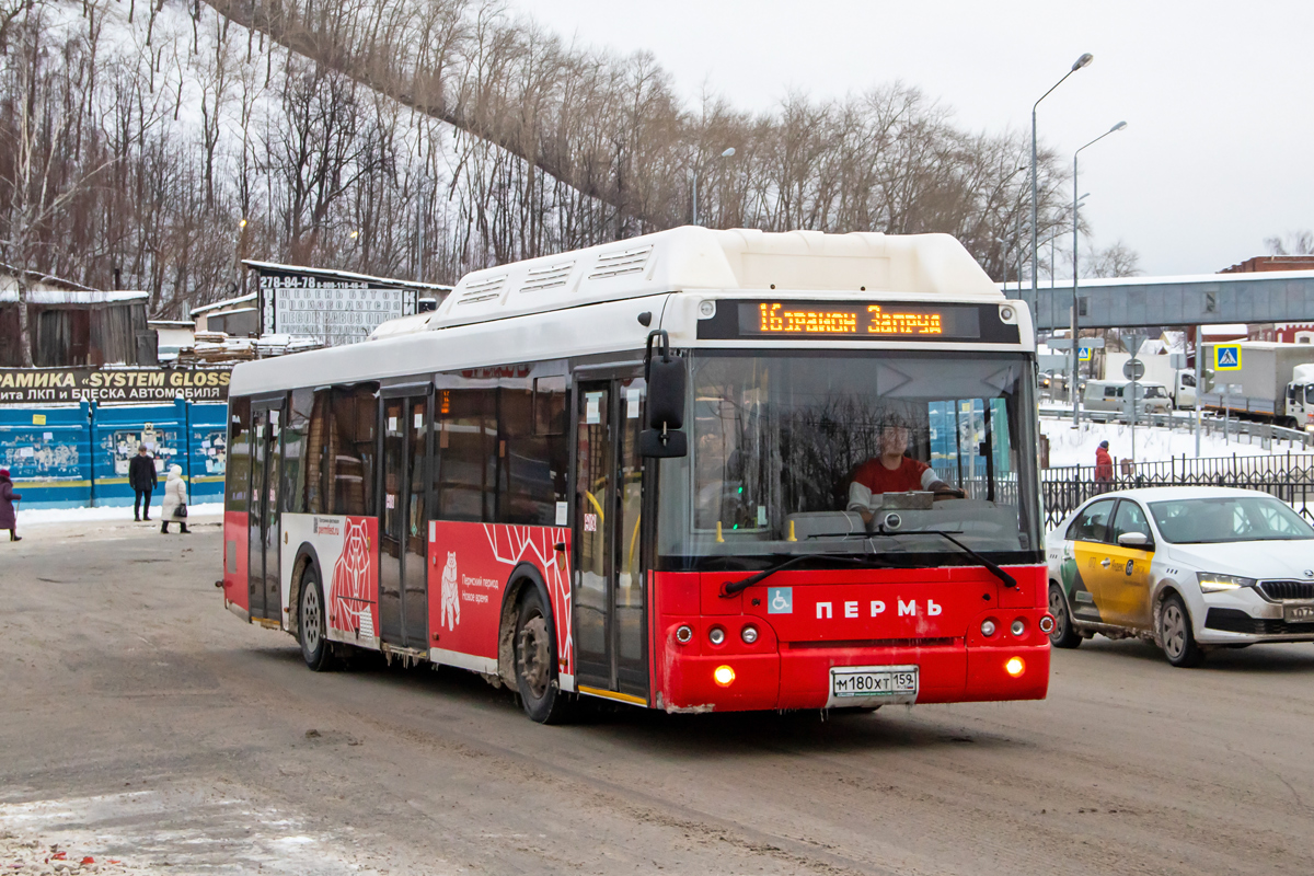 Пермскі край, ЛиАЗ-5292.67 (CNG) № М 180 ХТ 159