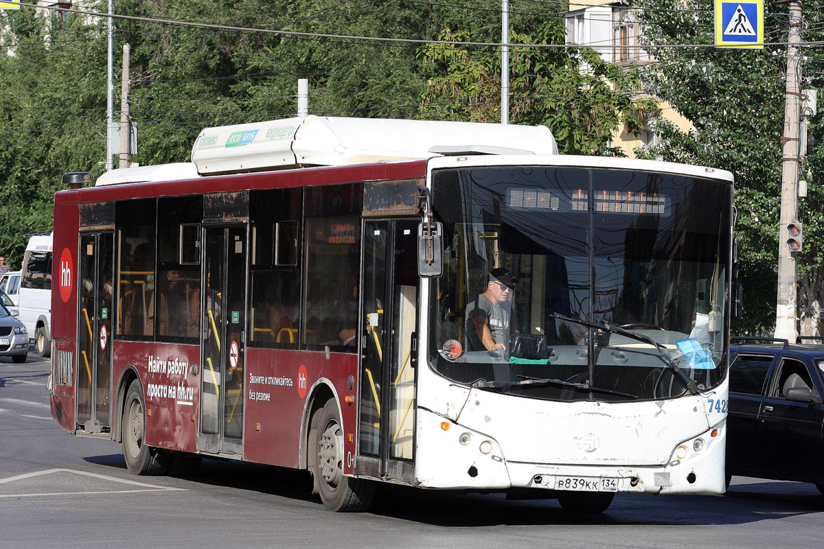 Волгоградская область, Volgabus-5270.G2 (CNG) № 7428