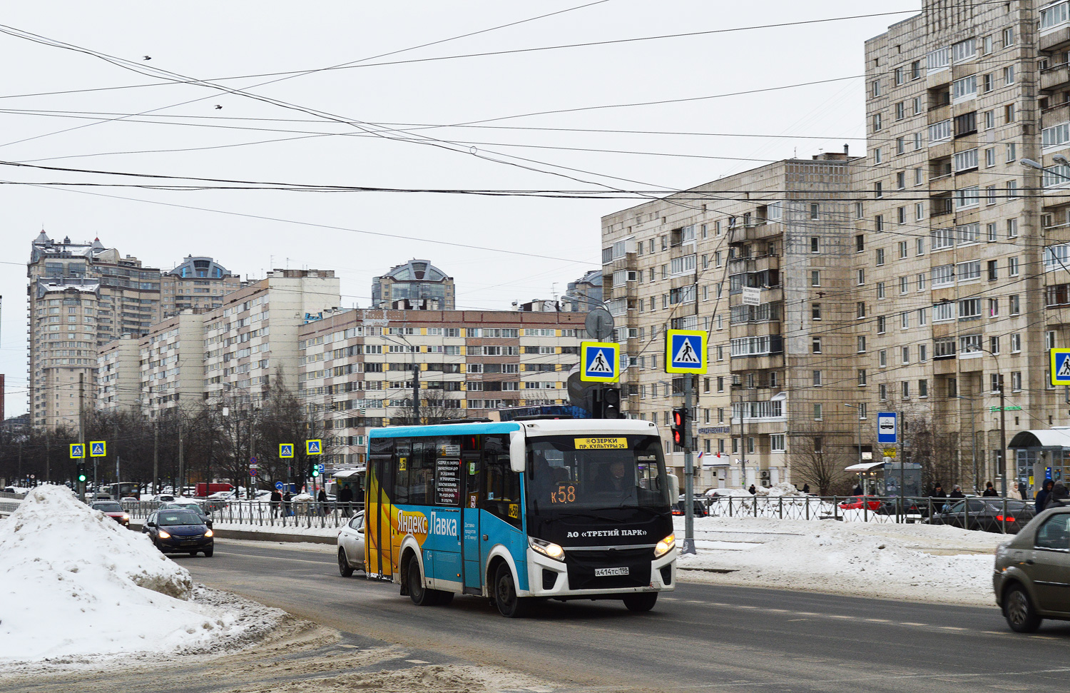 Sankt Petersburg, PAZ-320435-04 "Vector Next" Nr. А 414 ТС 198