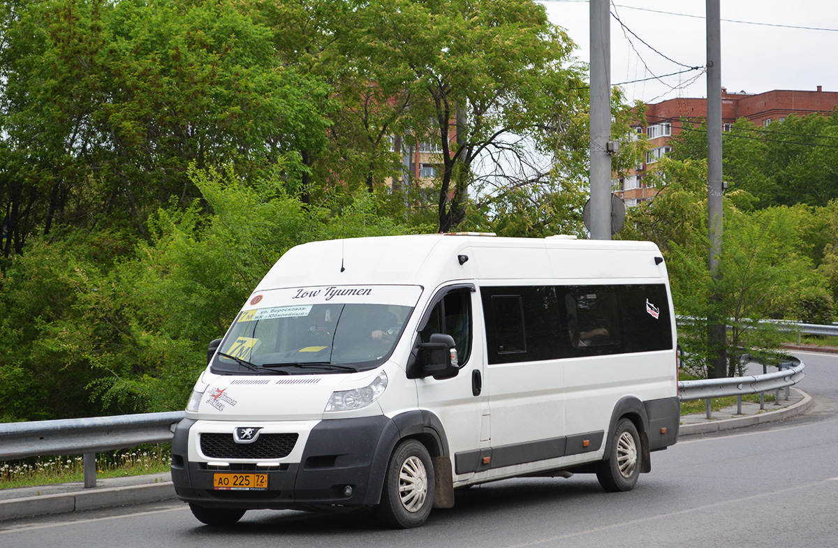 Тюменская область, Нижегородец-2227SK (Peugeot Boxer) № АО 225 72