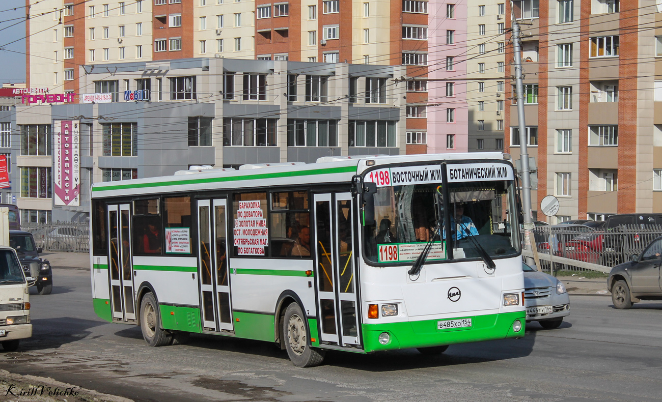 Новосибирская область, ЛиАЗ-5256.36 № В 485 ХО 154