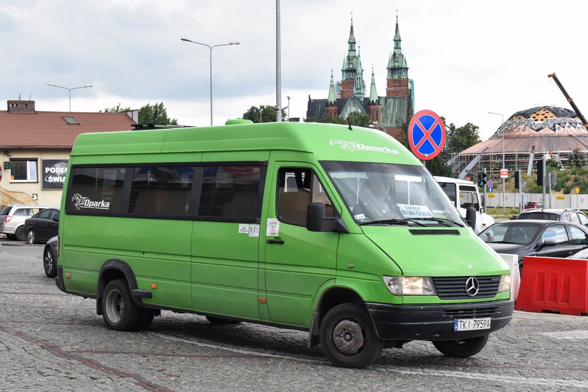 Lenkija, Mercedes-Benz Sprinter W904 412D Nr. TKI 7959A