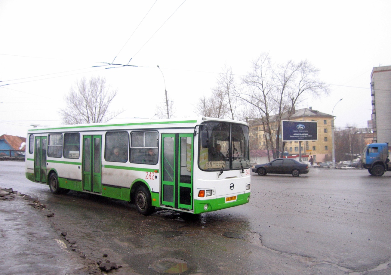 Вологодская область, ЛиАЗ-5256.45 № 242