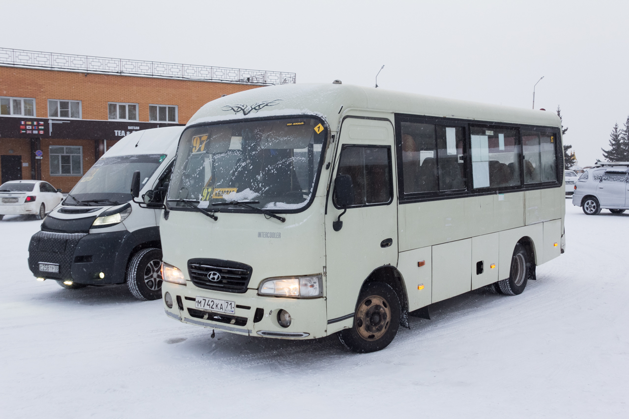 Бурятия, Hyundai County SWB C08 (РЗГА) № М 742 КА 71