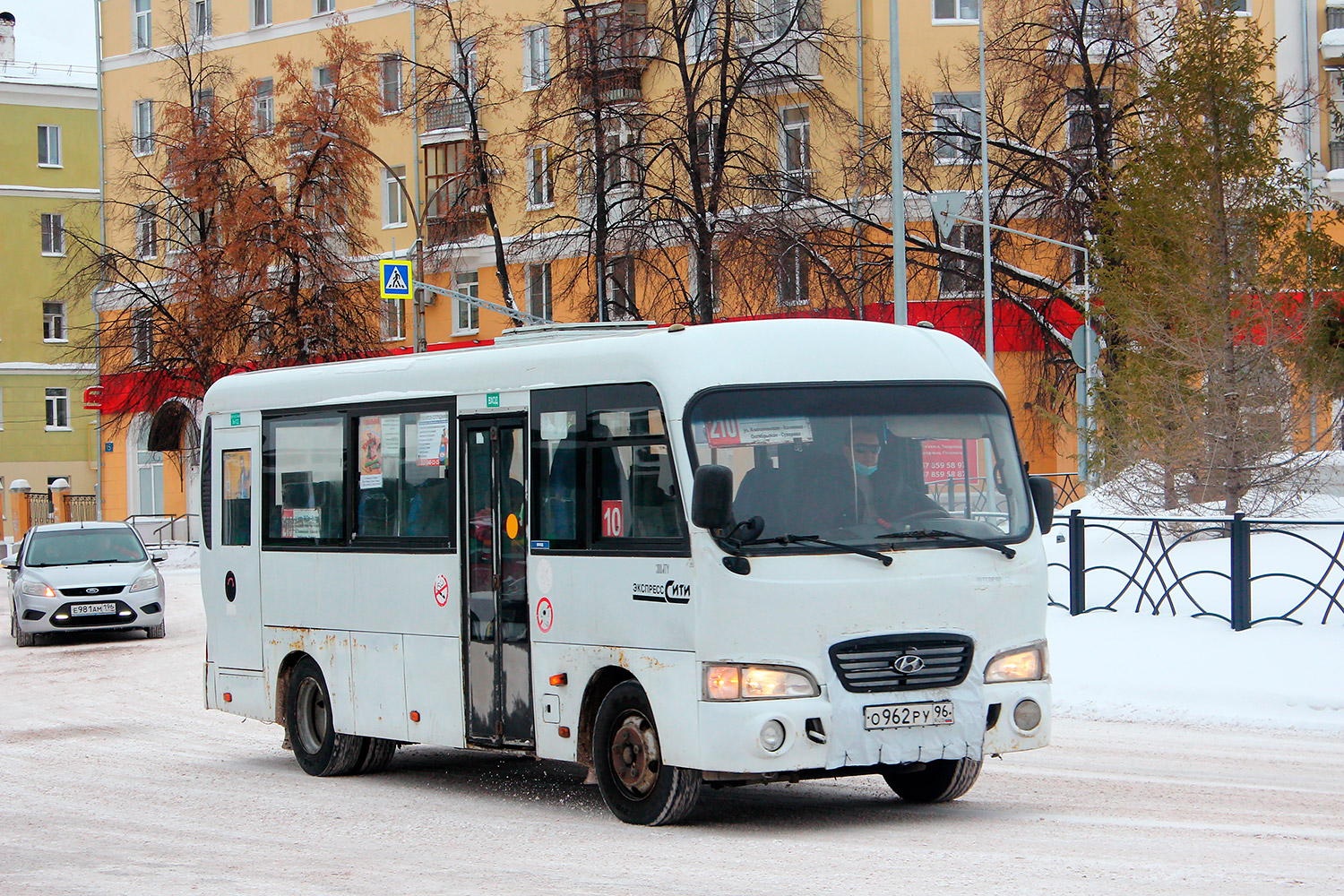 Свердловская область, Hyundai County LWB (ТагАЗ) № О 962 РУ 96