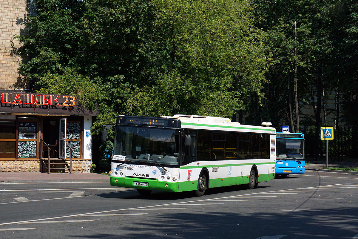 Москва, ЛиАЗ-5292.22 (2-2-2) № 041007