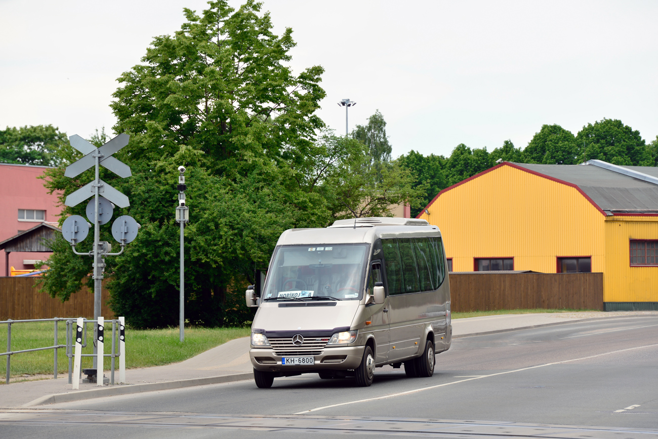Латвия, Mercedes-Benz Sprinter W904 416CDI № KH-6800