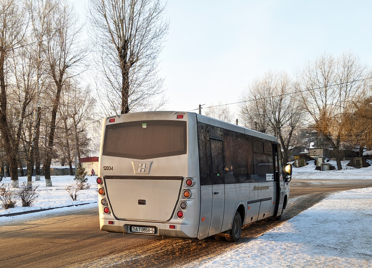 Минская область, Неман-420224-511 № 12034 Минская область, Неман-420224-511 № 12034