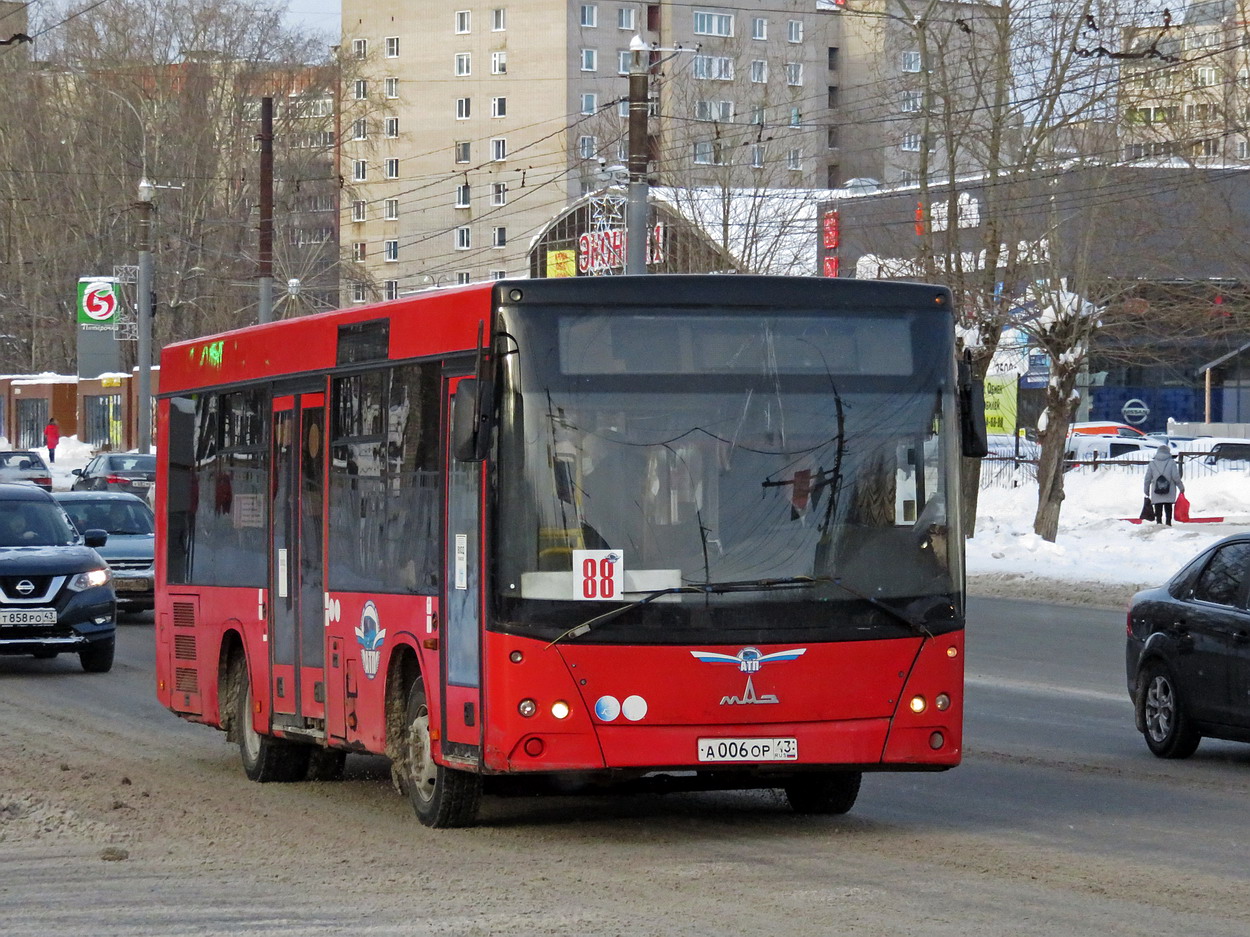 Кировская область, МАЗ-206.068 № А 006 ОР 43