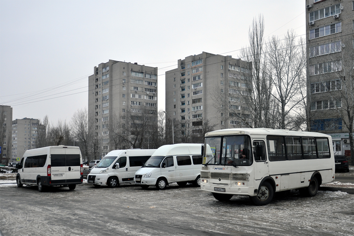 Воронежская область, ПАЗ-320540-04 № Н 482 ВЕ 136; Воронежская область — Автобусные вокзалы, станции, конечные остановки и АТП