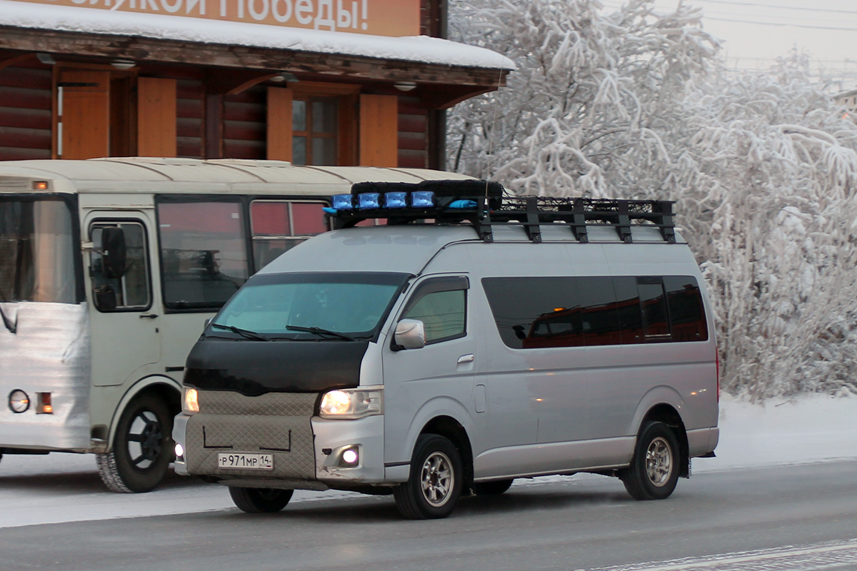 Саха (Якутия), Toyota HiAce TRH223L № Р 971 МР 14