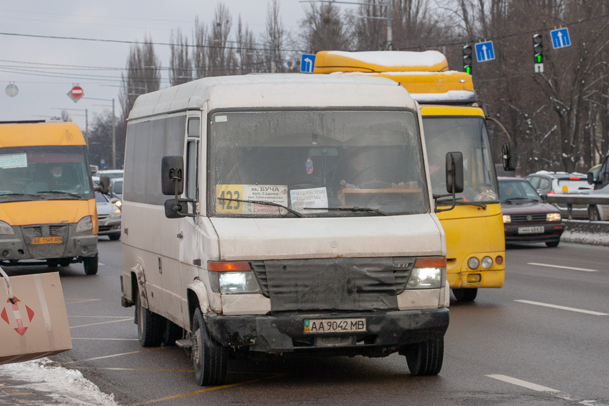 Киевская область, Mercedes-Benz Vario 612D № AA 9042 MB