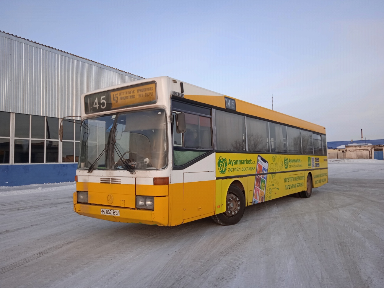 Karagandy province, Mercedes-Benz O405 Nr. M 852 BS