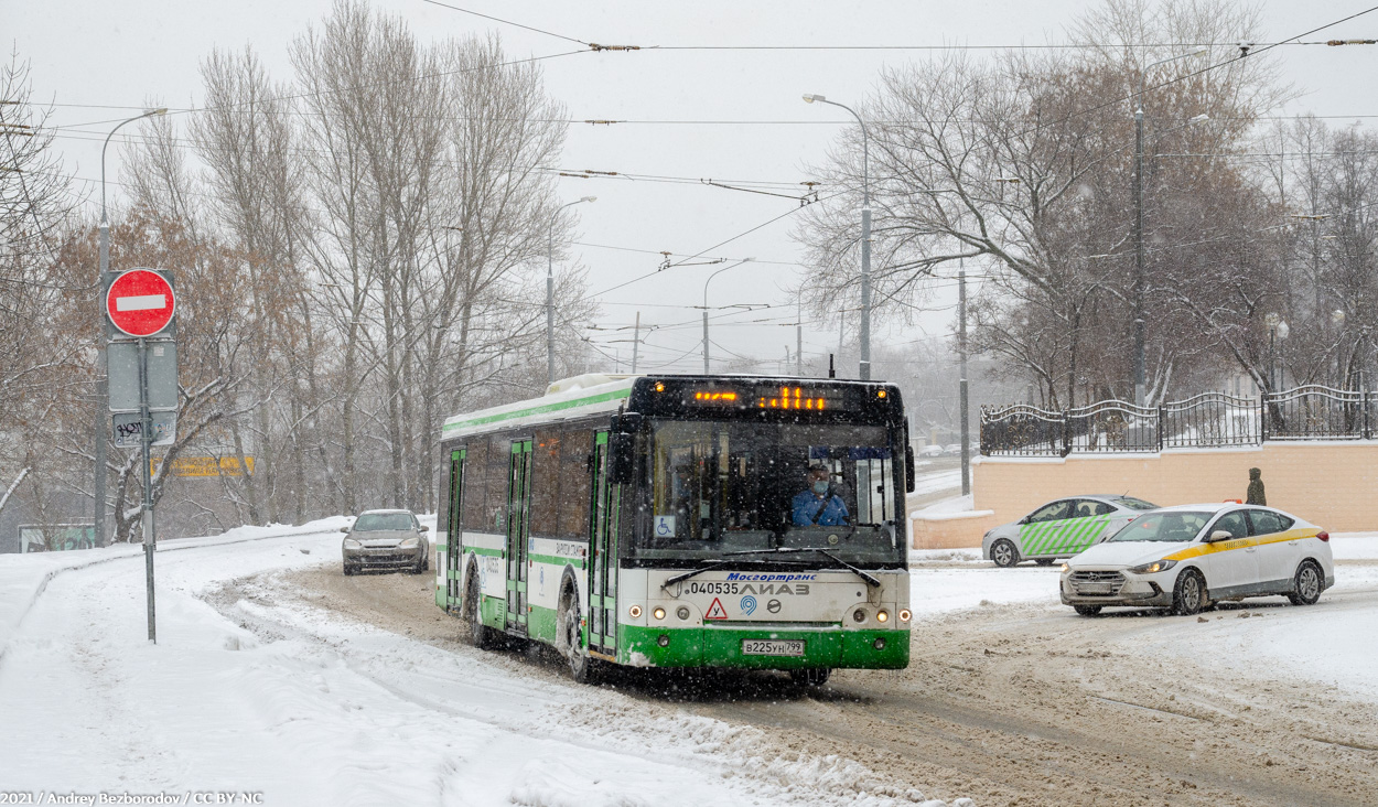 Москва, ЛиАЗ-5292.22-01 № 040535