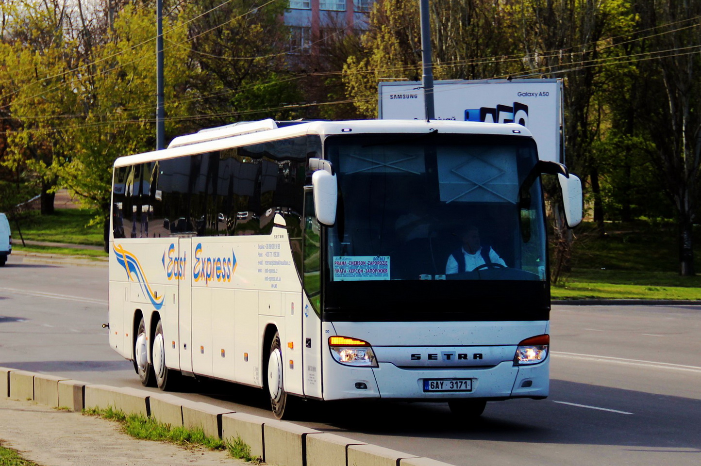 Чехия, Setra S417GT-HD № 6AY 3171