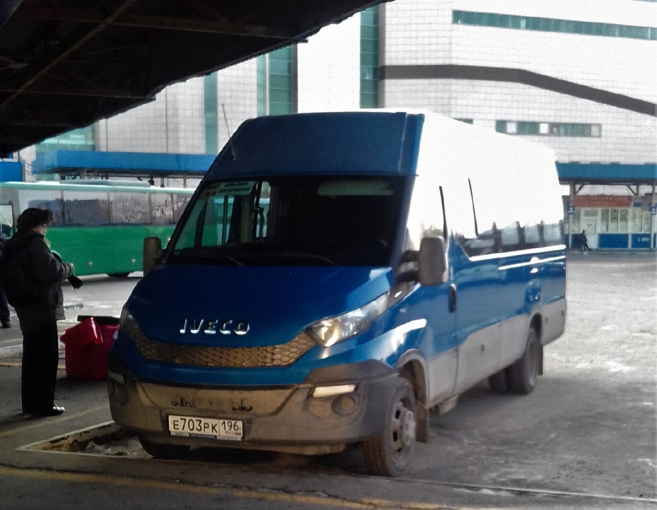 Свердловская область, Росвэн-3284 (IVECO Daily) № Е 703 РК 196