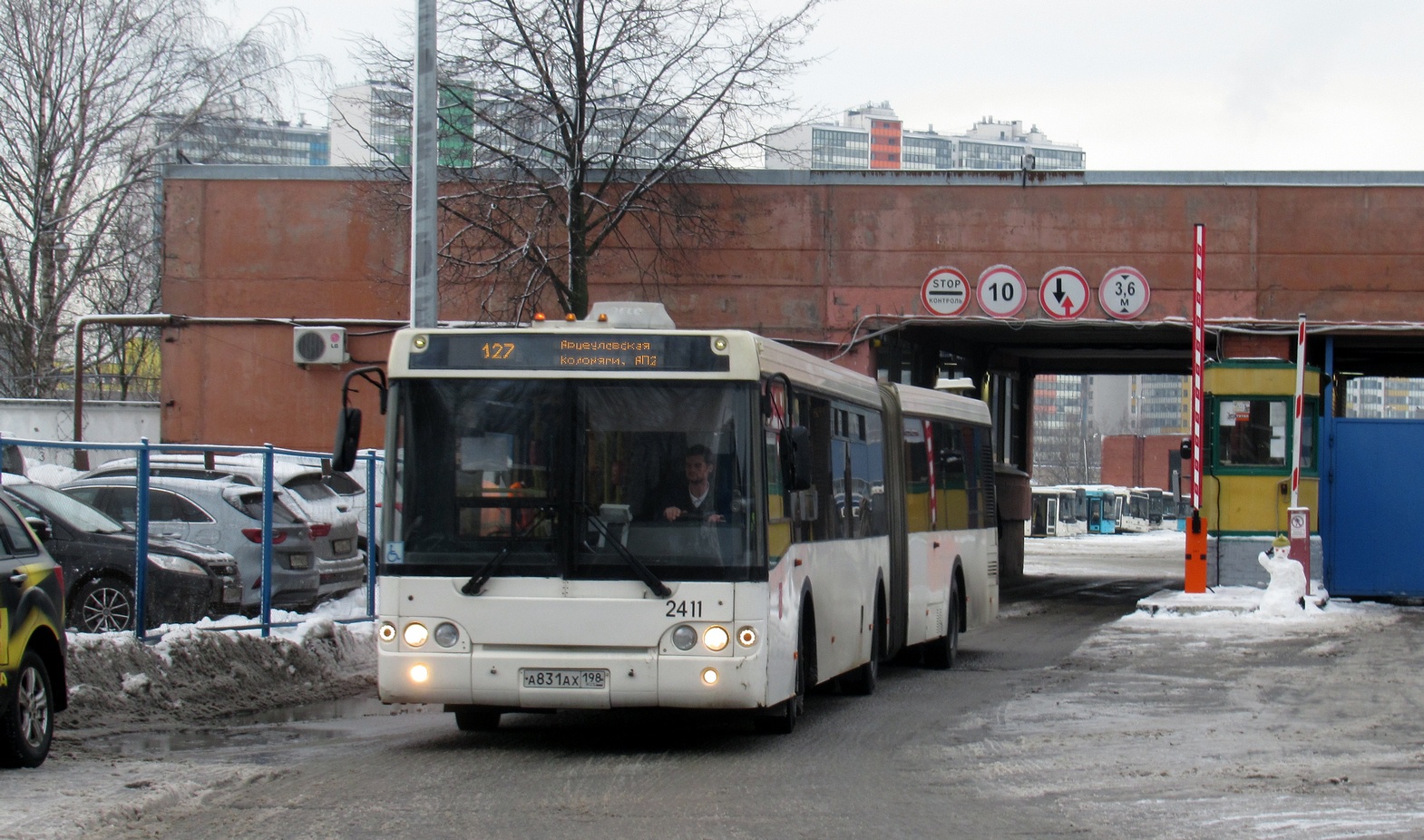 Санкт-Петербург, ЛиАЗ-6213.20 № 2411