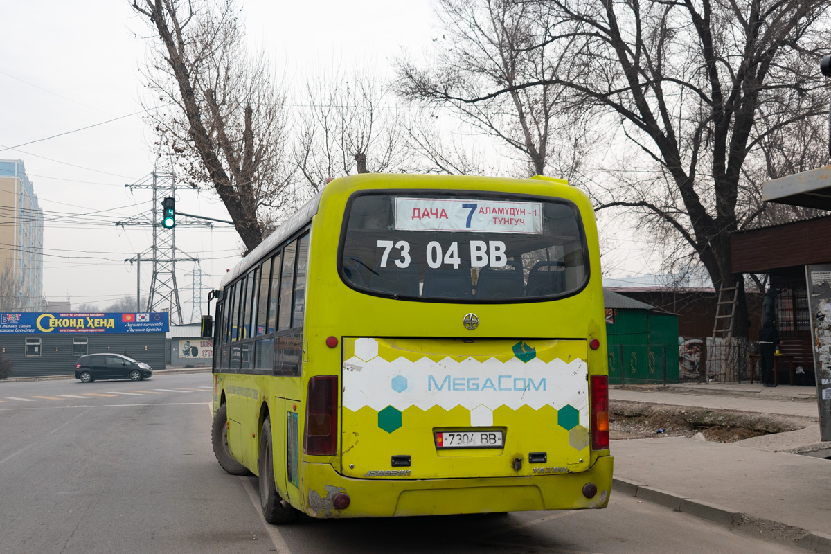Kyrgyzstán, Yaxing JS6851H1 č. 7304 BB