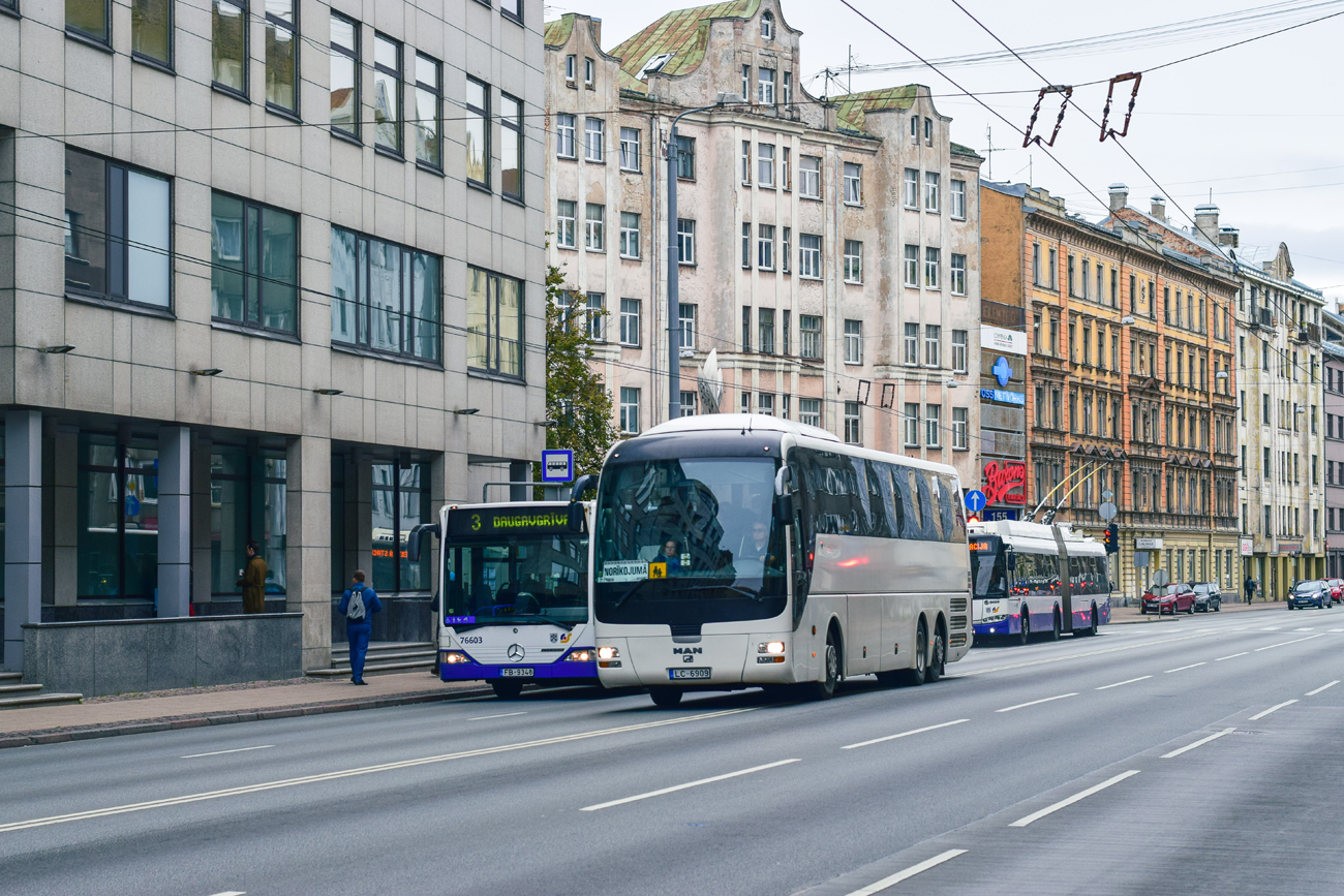 Lettország, MAN R09 Lion's Coach C RHC444 C sz.: LC-6909