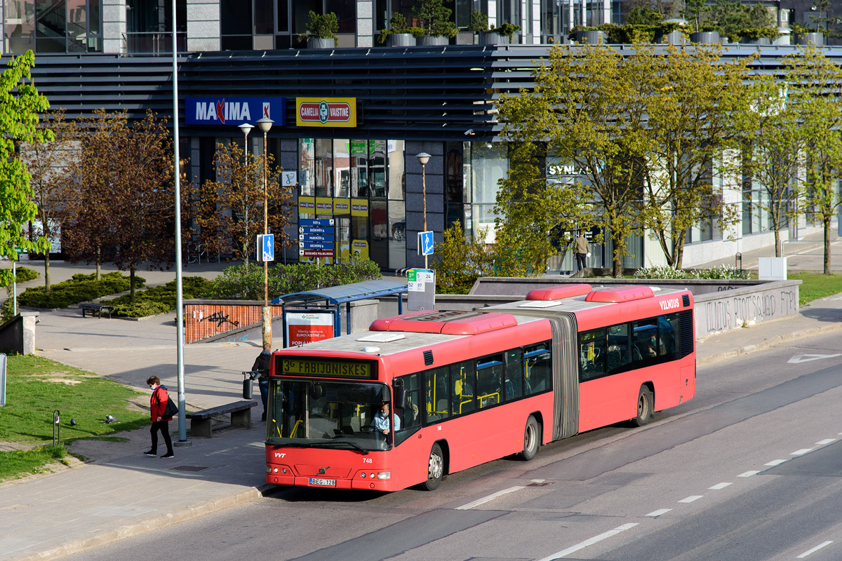 Литва, Volvo 7700A № 748