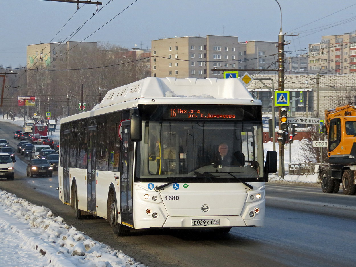 Кировская область, ЛиАЗ-5292.67 (CNG) № х680