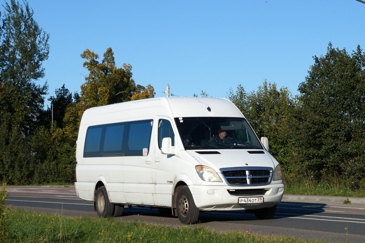 Калининградская область, Dodge Sprinter № Р 434 ОТ 39