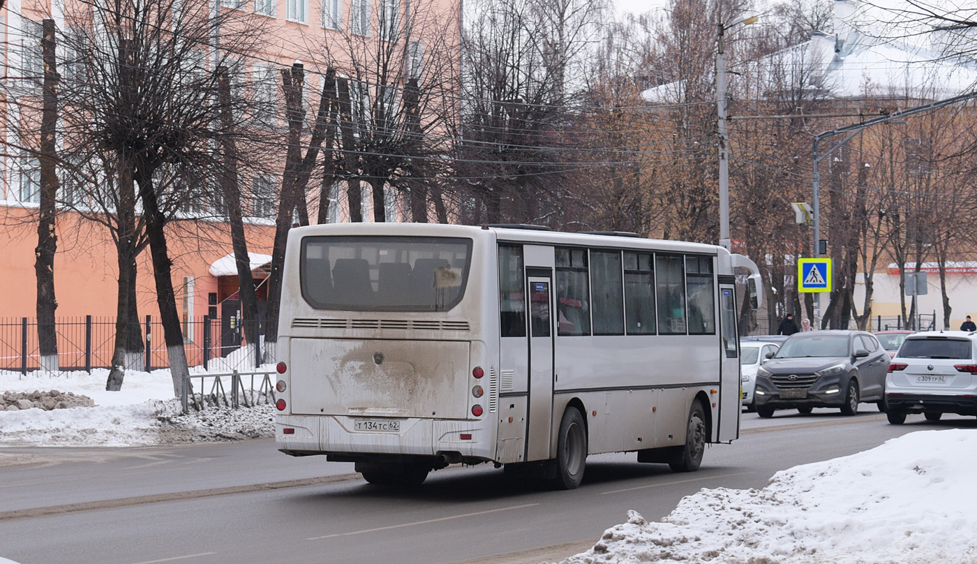 Рязанская область, КАвЗ-4238-61 № Т 134 ТС 62