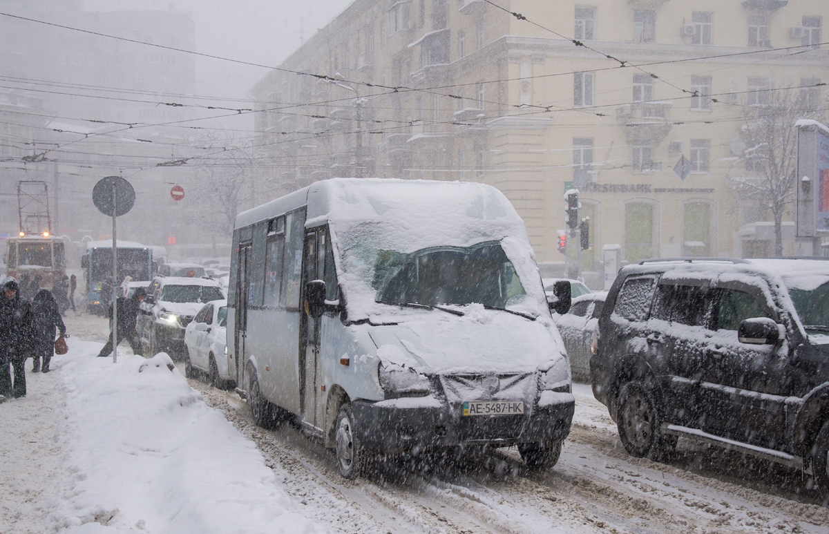 Днепропетровская область, Рута 25D № AE 5487 HK