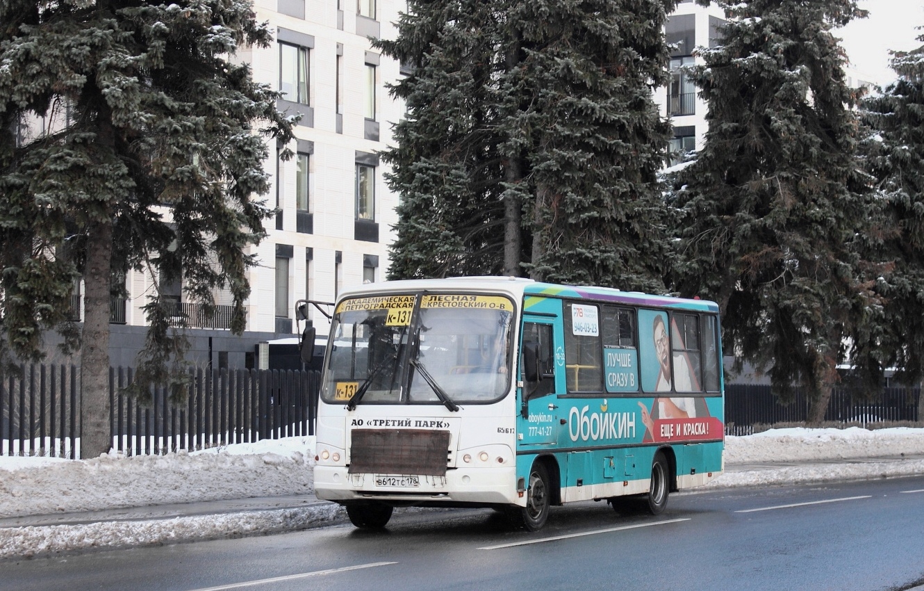 Sankt Petersburg, PAZ-320402-05 Nr. В 612 ТС 178