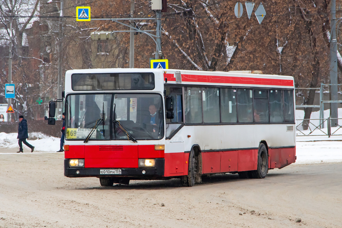 Пермский край, Mercedes-Benz O405N № Е 010 РН 159