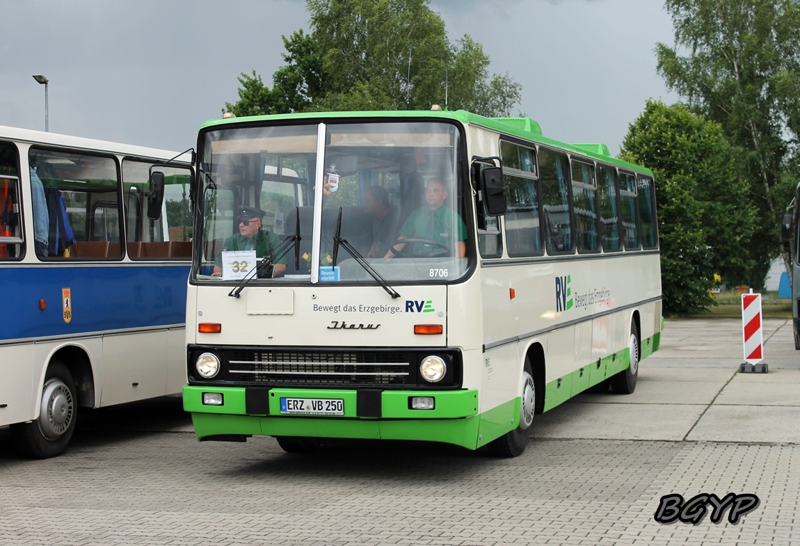 Saxony, Ikarus 250.67 # 13-8706