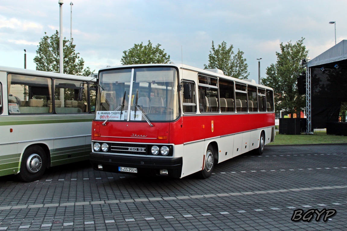 Берлин, Ikarus 250.59E № B-OS 250H