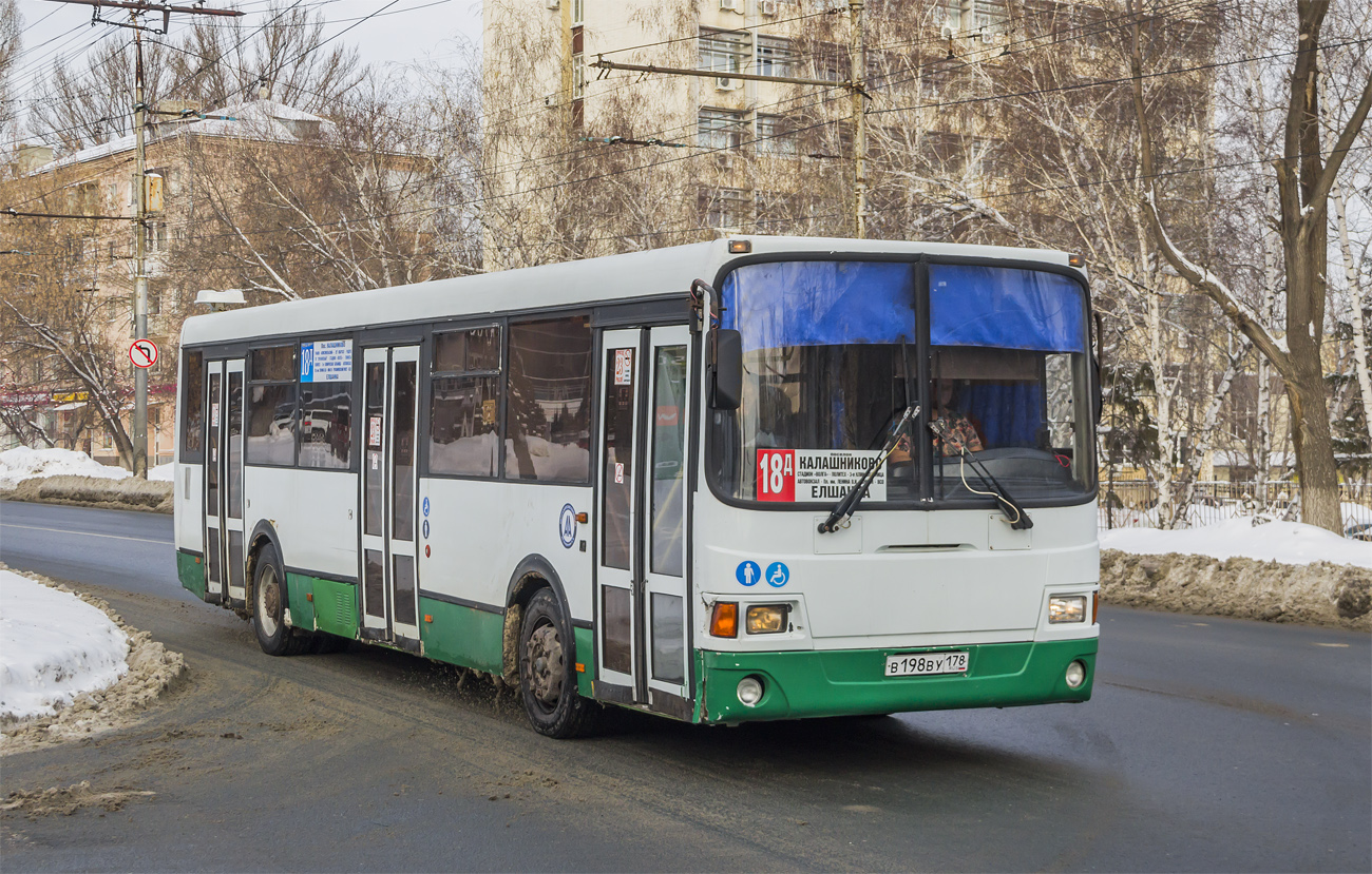 Саратовская область, ЛиАЗ-5293.53 № В 198 ВУ 178