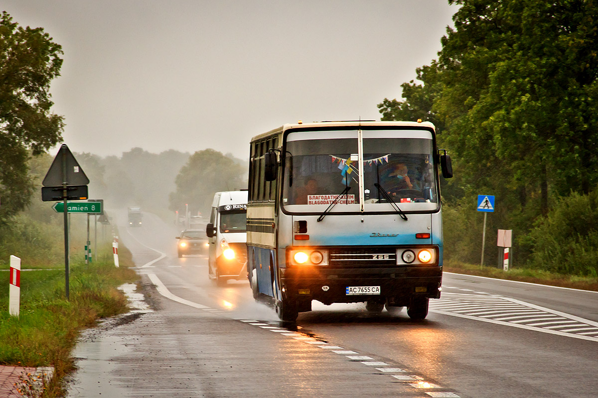 Volinskaya region, Ikarus 256.75 Nr. AC 7655 CA