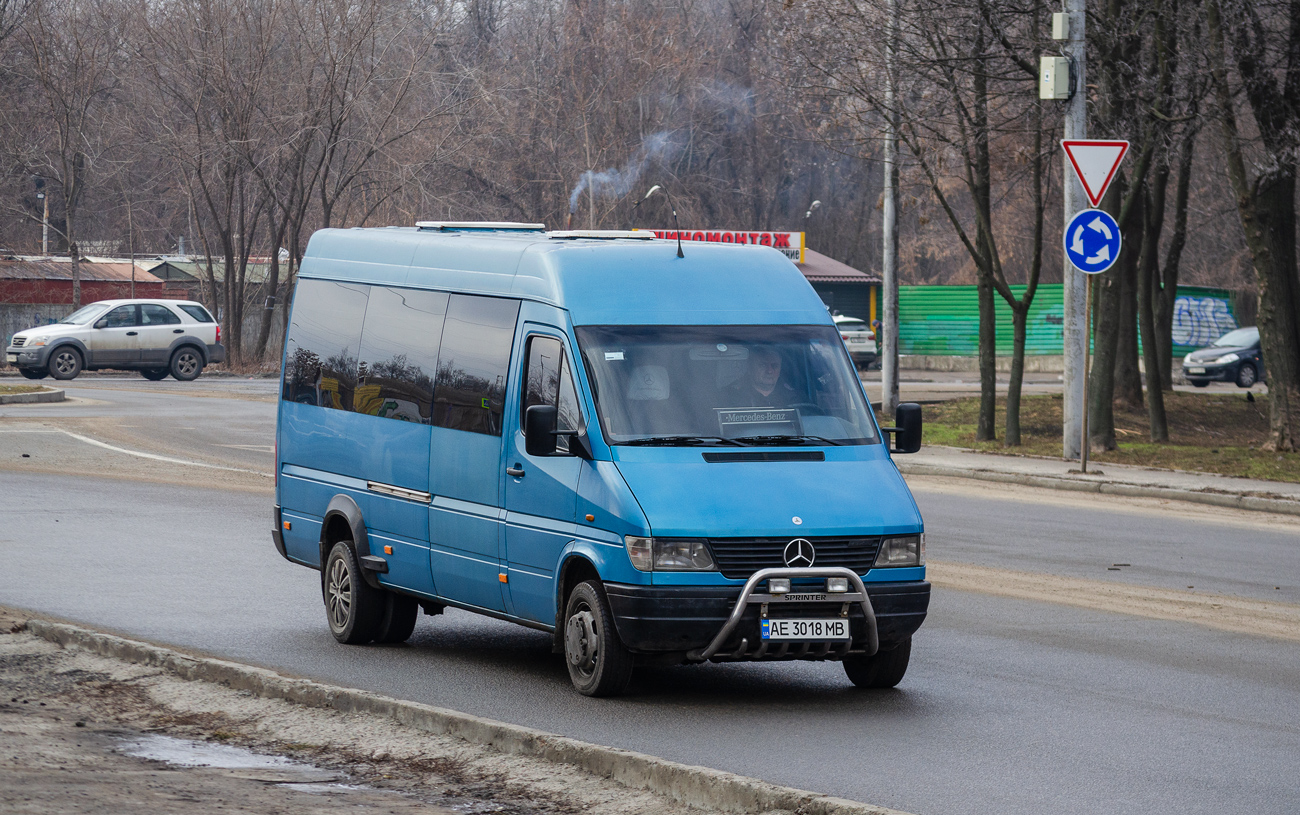 Днепропетровская область, Mercedes-Benz Sprinter W904 412D № AE 3018 MB