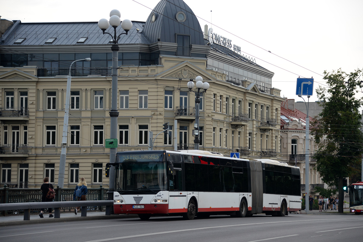 Литва, Neoplan N4421/3 Centroliner № 999